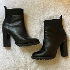 Zara 100% Leather Basic Black Track Tread Sole High Heel Boot Bootie 39 8
